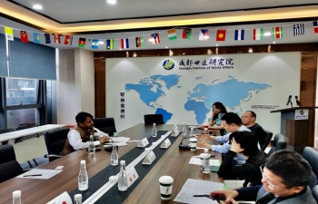 Consul General's visit to Chengdu Institute of World Affairs